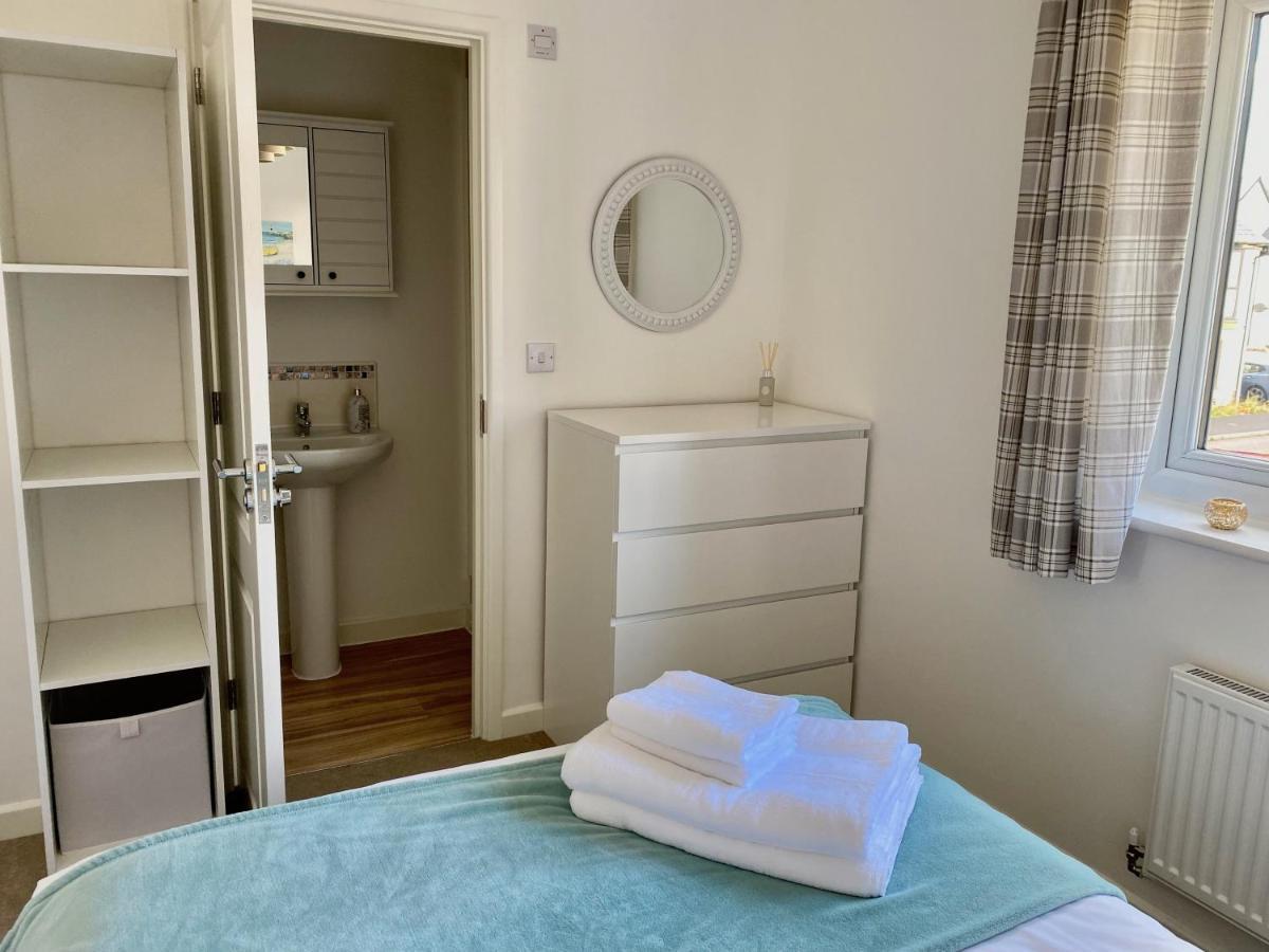 بلايموث Lovely 2 Bedroom, 2 Bathroom House With Parking. المظهر الخارجي الصورة