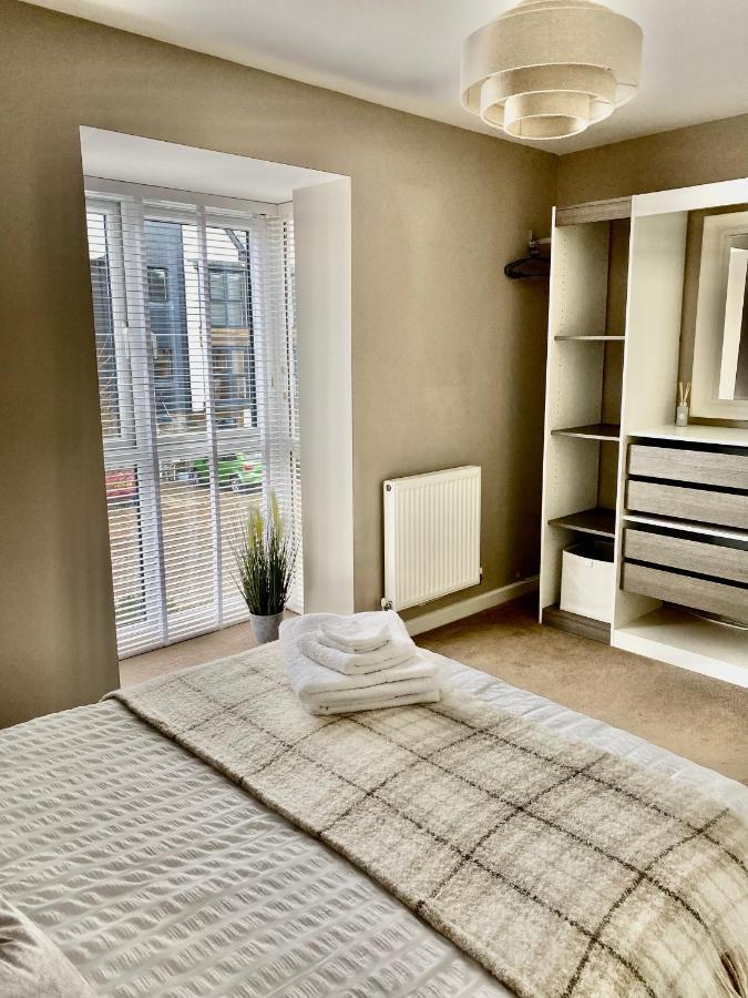 بلايموث Lovely 2 Bedroom, 2 Bathroom House With Parking. المظهر الخارجي الصورة